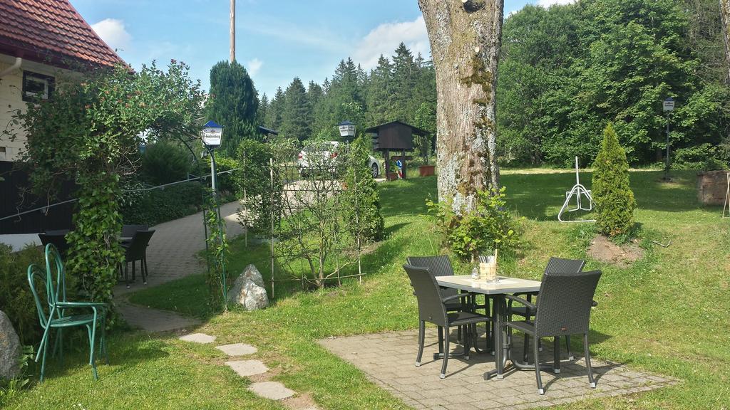 Gasthaus Zum Hirschen Furtwangen Exterior photo
